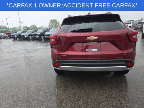 Used 2025 Chevrolet Trax LT w/ LT Convenience Package FWD image 16