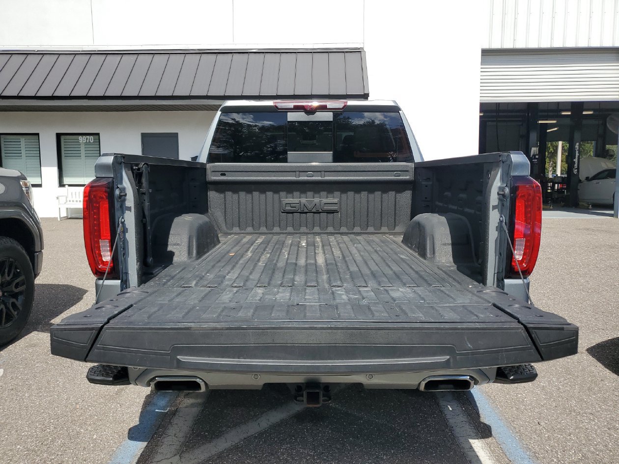 Used 2025 GMC Sierra 1500 Denali AWD/4WD image 9