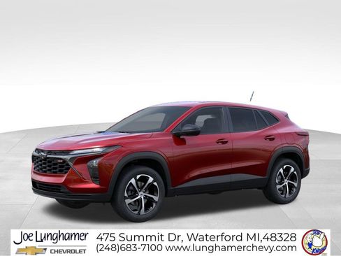 New 2026 Chevrolet Trax RS FWD image 2