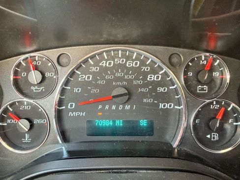 Used 2019 Chevrolet Express 3500 LS RWD image 22