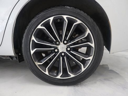 Used 2014 Toyota Corolla S image 8