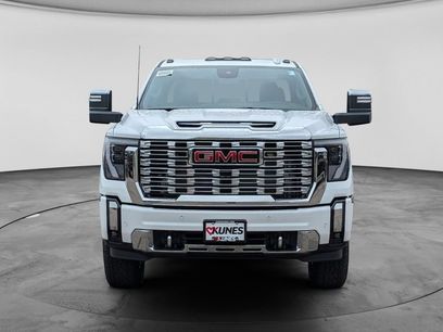 New 2026 GMC Sierra 3500 Denali w/ Denali Reserve Package