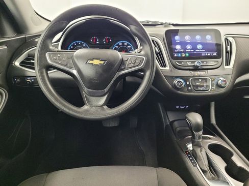 Used 2022 Chevrolet Malibu LS FWD image 22