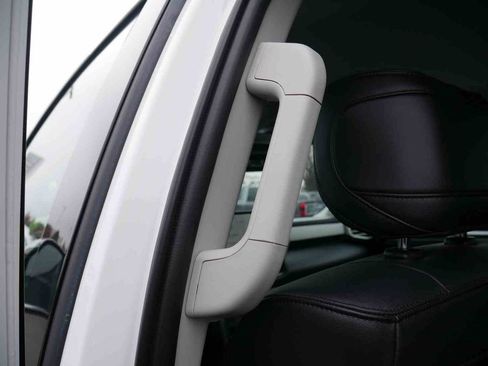 Used 2022 Toyota Tundra Limited image 17