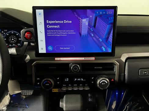 Certified 2025 Toyota 4Runner TRD Off-Road Premium image 19