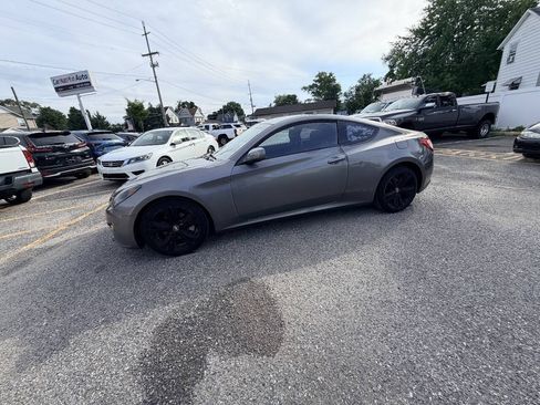 Used 2010 Hyundai Genesis 2.0T RWD image 53