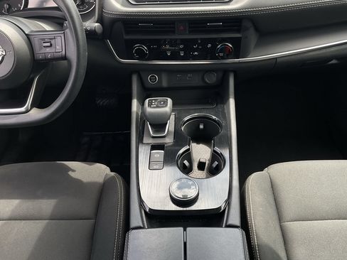 Used 2023 Nissan Rogue S AWD/4WD image 14