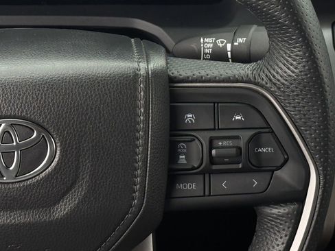 Used 2024 Toyota Tacoma TRD Off-Road AWD/4WD image 15