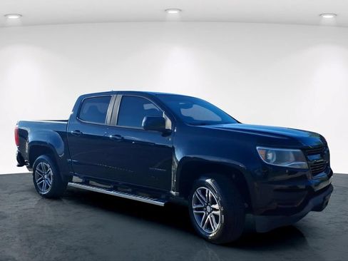 Used 2019 Chevrolet Colorado W/T w/ Custom Special Edition AWD/4WD image 4