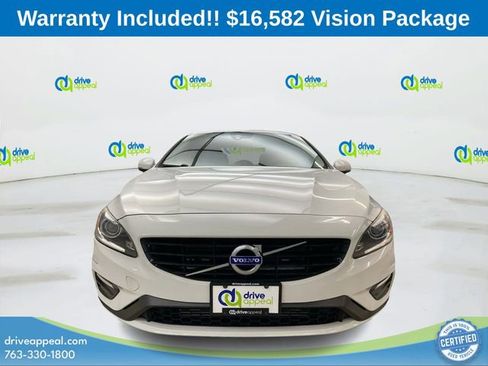 Used 2018 Volvo S60 T5 Dynamic w/ Vision Package image 2