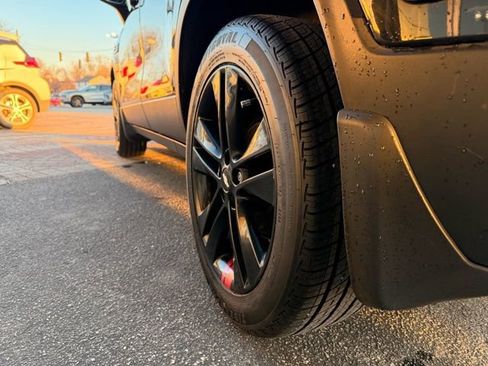 Certified 2021 Chevrolet Trax LT w/ Redline Edition image 25