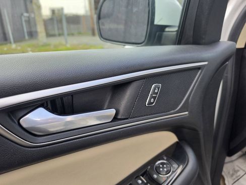 Used 2015 Ford Edge SEL w/ Equipment Group 201A AWD/4WD image 50