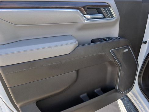 Used 2023 GMC Sierra 1500 SLT w/ SLT Premium Package image 31