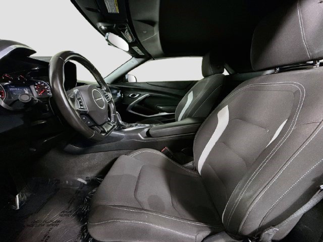 Used 2020 Chevrolet Camaro LT RWD image 21