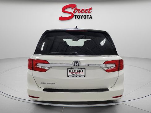 Used 2019 Honda Odyssey EX-L image 3