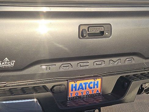 Used 2023 Toyota Tacoma TRD Off-Road image 7