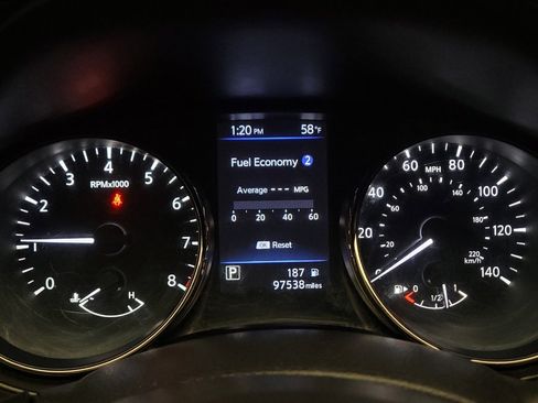 Used 2020 Nissan Rogue Sport S image 23