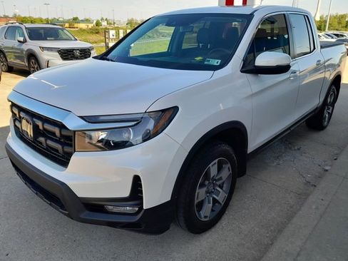 Used 2025 Honda Ridgeline RTL image 5