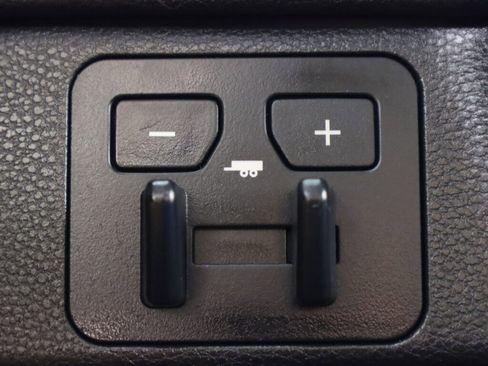 Used 2022 Toyota Tundra SR5 image 23