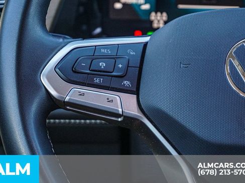 Used 2024 Volkswagen Atlas SE image 30