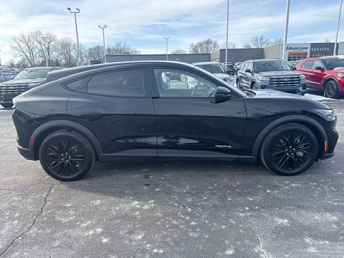 Used 2025 Ford Mustang Mach-E Select w/ Comfort Package Lite image 6