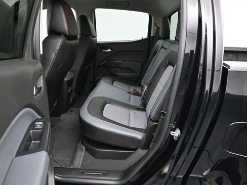 Certified 2021 Chevrolet Colorado Z71 w/ Z71 Midnight Edition image 23