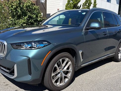 Certified 2026 BMW X5 xDrive40i AWD/4WD image 1