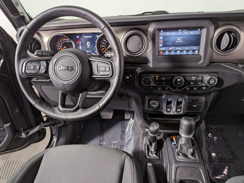 Used 2021 Jeep Wrangler Sport AWD/4WD image 17