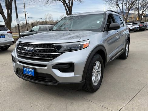 Used 2020 Ford Explorer XLT w/ Comfort Package AWD/4WD image 8