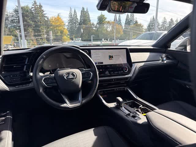 Used 2025 Lexus TX 350 AWD w/ Technology Package image 12