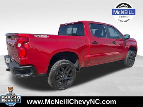 Used 2025 Chevrolet Silverado 1500 LT Trail Boss w/ LT Trail Boss Premium Package AWD/4WD image 8