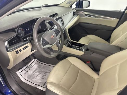 Used 2023 Cadillac XT5 Premium Luxury w/ Technology Package image 21