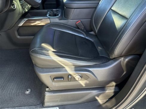 Used 2020 Chevrolet Silverado 1500 RST w/ Texas Edition image 10