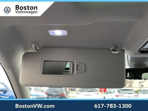 Used 2026 Volkswagen Atlas SEL Premium R-Line image 24