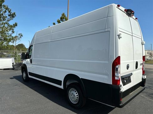 New 2024 RAM ProMaster 3500 w/ Convenience Group image 6