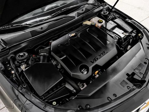 Used 2018 Chevrolet Impala Premier FWD image 60