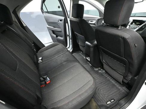 Used 2017 Chevrolet Equinox LT w/ Convenience Package image 39