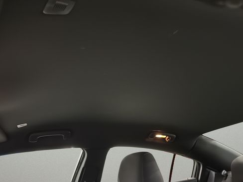 Used 2023 Dodge Charger SXT RWD image 12