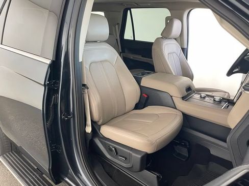 Used 2024 Ford Expedition Limited AWD/4WD image 54