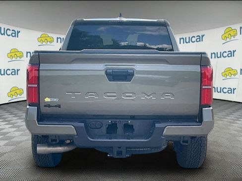 Used 2024 Toyota Tacoma TRD Off-Road AWD/4WD image 5