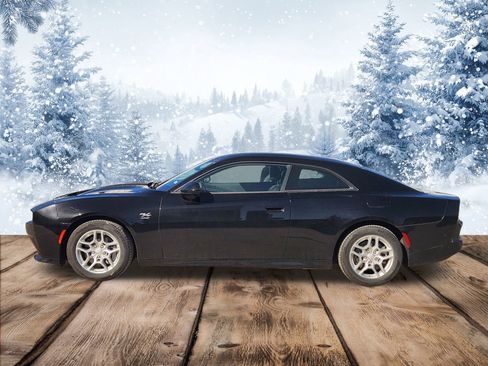 Used 2025 Dodge Charger R/T w/ Quick Order Package 25M R/T image 4