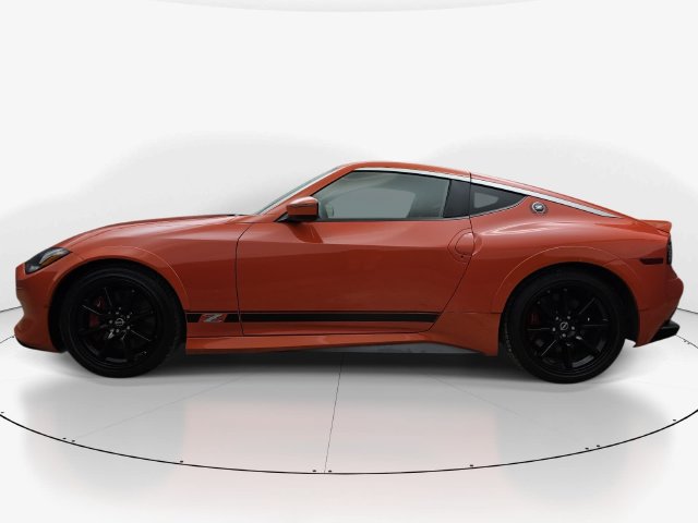 Used 2024 Nissan Z Performance w/ Heritage Edition RWD image 9