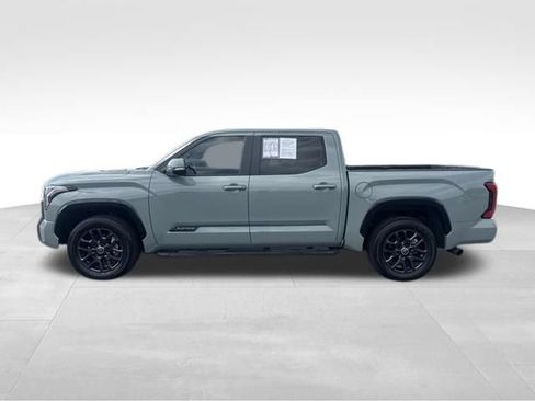 Used 2024 Toyota Tundra Platinum AWD/4WD image 2