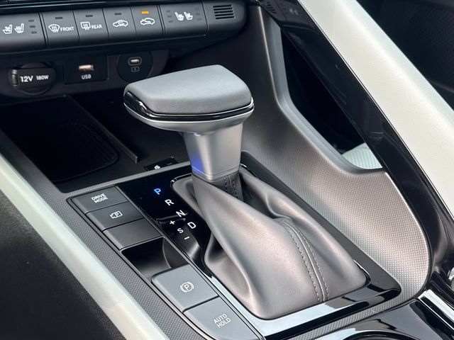 New 2026 Hyundai Elantra Limited FWD image 13