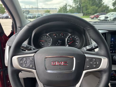 Used 2023 GMC Terrain SLT AWD/4WD image 18