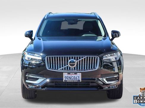 Used 2025 Volvo XC90 B5 Core w/ Protection Package Premier AWD/4WD image 2