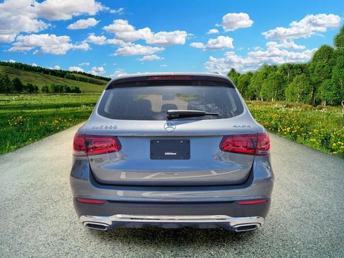 Used 2021 Mercedes-Benz GLC 300 4MATIC image 5