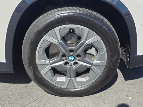 Used 2026 BMW X1 xDrive28i w/ Technology Package AWD/4WD image 9