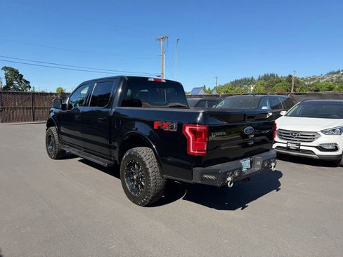 Used 2017 Ford F150 Lariat w/ Equipment Group 502A Luxury AWD/4WD image 6