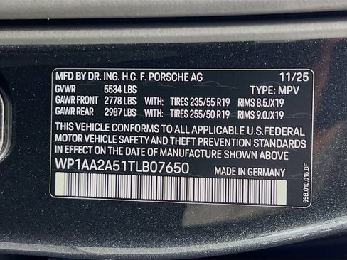 New 2026 Porsche Macan image 34